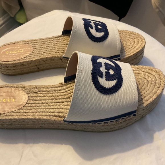 Gucci cream and blue canvas espadrilles slides size 41 - Picture 2 of 9